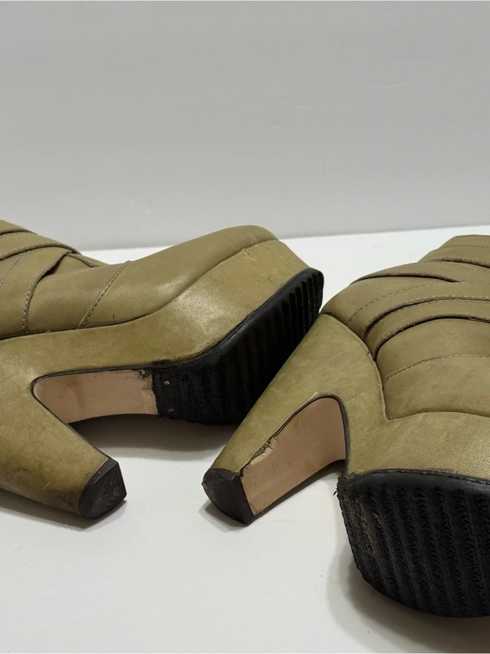 Seychelles Women's Leather Strappy Platform Ankle Boots Size 7